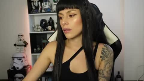 Emily online show from August 6, 7:01 pm
