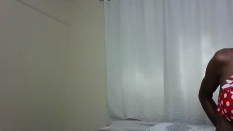 Pinkie online show from March 4, 11:40 am