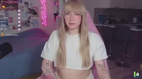 pinkvenom_ online show from July 24, 12:46 pm