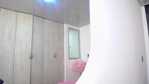 pinky_f00x online show from December 13, 7:53 pm