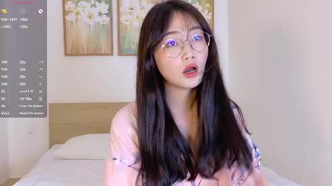 Polly online show from March 17, 9:03 am