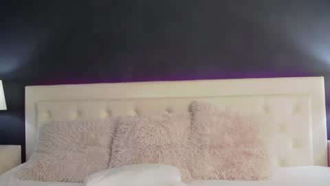  Pink  online show from January 13, 3:15 pm