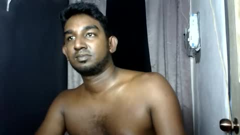 rayvienn online show from April 15, 5:27 pm