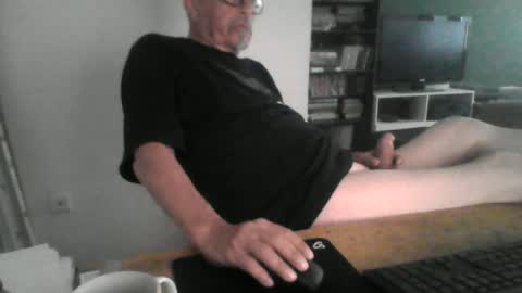 pipi2704 online show from June 21, 6:42 am