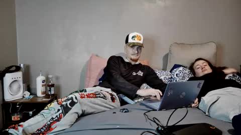 pippylongdickin online show from December 4, 2:00 am