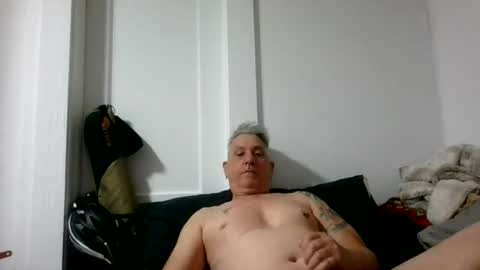 pirate334 online show from August 4, 3:24 am