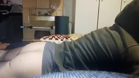 Snapshot of pisces922 chatting on January 25, 11:22 pm Dominik online show from January 25, 11:22 pm