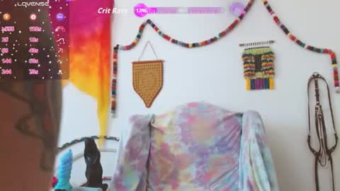 Em online show from June 5, 10:59 pm