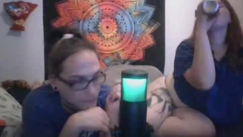 pixelsbaby online show from October 1, 5:17 am