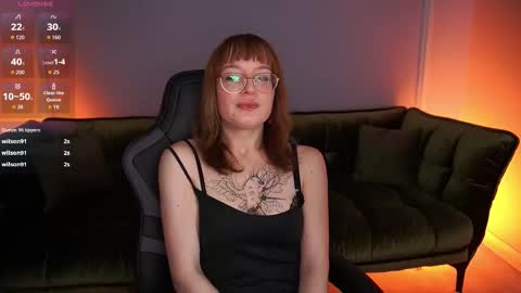 pixiepeachh online show from November 26, 3:09 pm