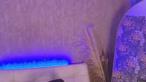 cris online show from February 15, 4:26 am