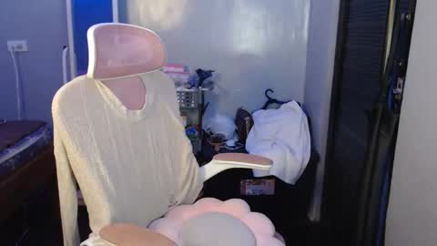 pixydust_69 online show from January 10, 3:17 pm