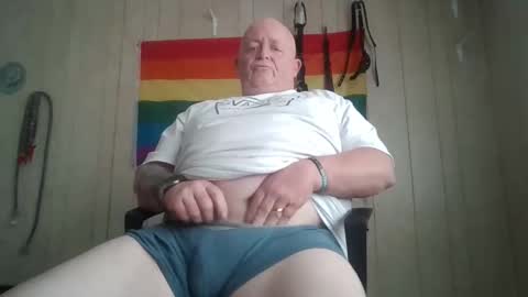 chaz online show from April 23, 11:28 pm