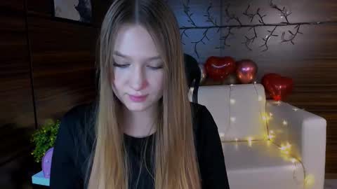 Sophie online show from March 4, 4:06 am