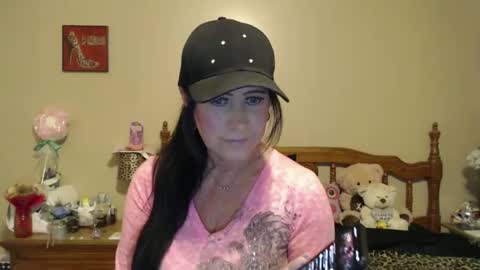 Snapshot of playfulkitten17 chatting on October 13, 2:13 am playfulkitten17 online show from October 13, 2:13 am