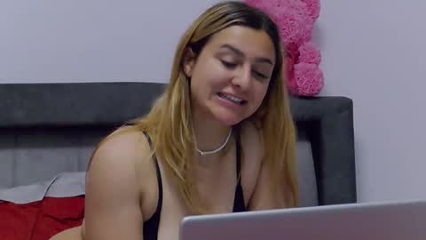 PlayfulNicole online show from April 22, 5:03 am