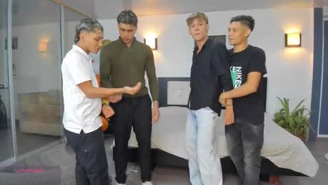   online show from November 21, 11:25 pm