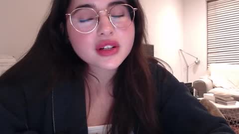 Mary online show from January 10, 10:04 pm