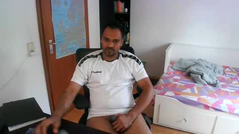Sam online show from June 12, 3:22 pm