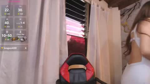 JUAN AND JULI online show from October 20, 9:20 pm