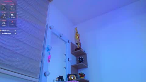 JUAN AND JULI online show from January 11, 1:00 am