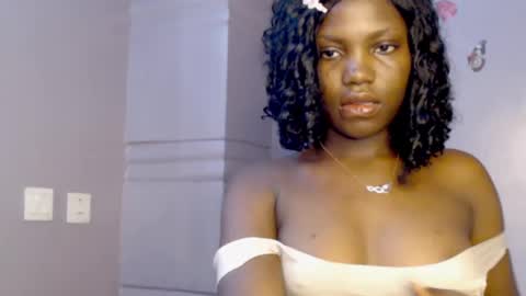 tinah online show from March 8, 3:56 pm