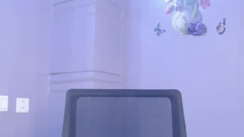 tinah online show from February 20, 9:00 am