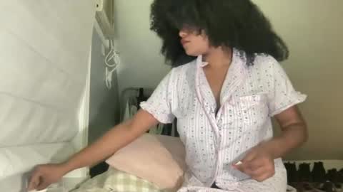 stariette online show from June 14, 2:57 am