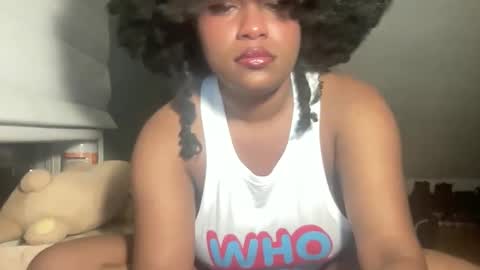stariette online show from April 2, 3:03 am
