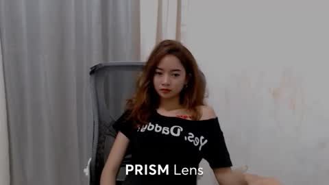 WildWhisper online show from May 26, 12:33 pm
