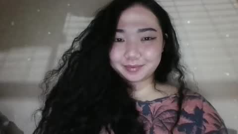 Erica online show from April 8, 2:31 pm