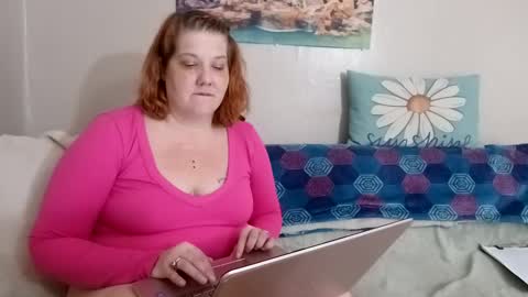 Poison Ivy online show from February 6, 6:35 pm