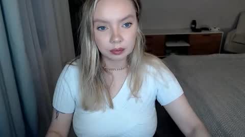 PolinaJones online show from June 9, 5:45 pm