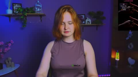 polly_cute1 online show from May 21, 7:09 pm