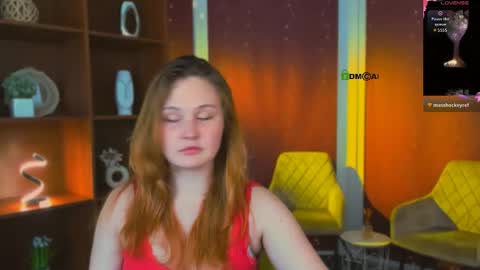 polly_cute1 online show from May 7, 7:53 pm