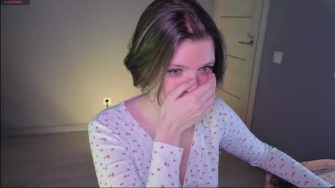 Polly online show from April 14, 8:34 pm