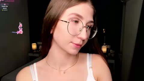 Elizabeth online show from October 20, 6:57 pm