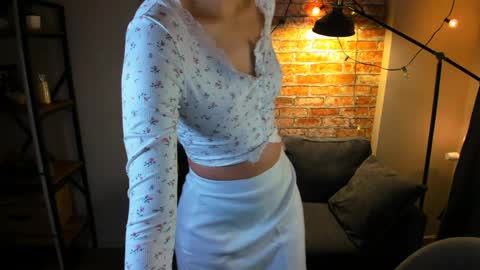 Nancy online show from April 1, 12:17 pm