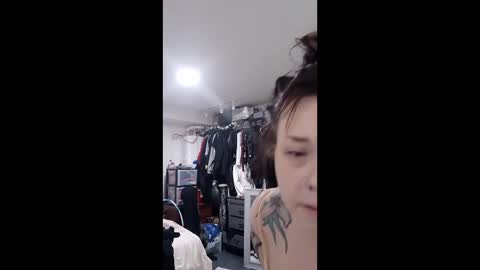 posionedxpeach online show from February 3, 3:37 am