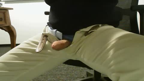 ConchilDog online show from December 4, 9:47 pm