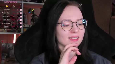 Robyn online show from March 29, 4:52 pm