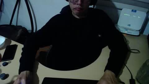 powerfulzeus2 online show from November 2, 3:28 am