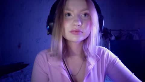 Snapshot of pr_in_cess_ chatting on September 21, 8:13 pm pr_in_cess_ online show from September 21, 8:13 pm