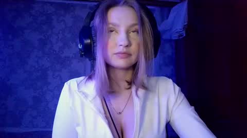 Snapshot of pr_in_cess_ chatting on October 6, 9:43 pm pr_in_cess_ online show from October 6, 9:43 pm