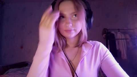 Snapshot of pr_in_cess_ chatting on September 9, 7:25 pm pr_in_cess_ online show from September 9, 7:25 pm