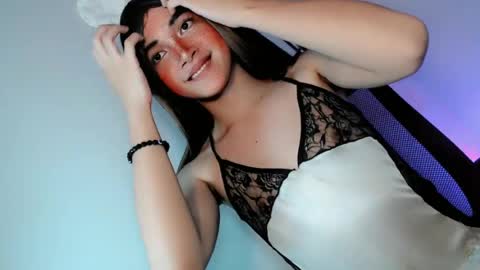MY LOVE LAURA online show from June 14, 8:11 pm