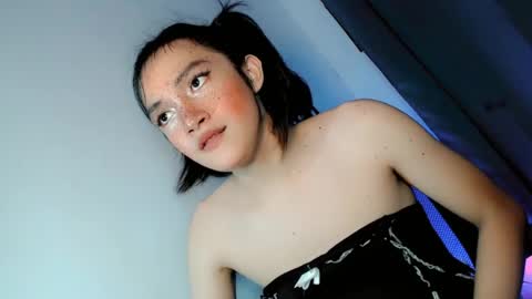 MY LOVE LAURA online show from June 12, 9:03 pm