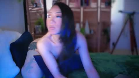 PreeminentJess online show from January 19, 4:22 am