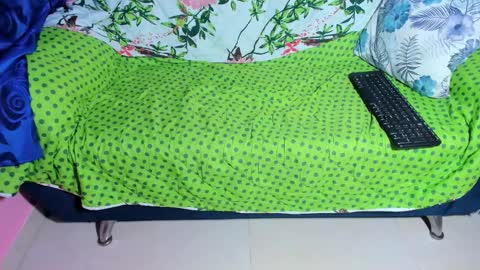 PRESSURE online show from February 24, 10:40 am