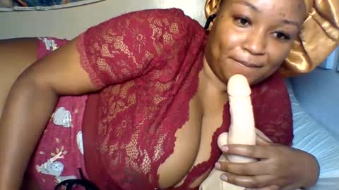 Prettie diva online show from May 25, 10:49 pm